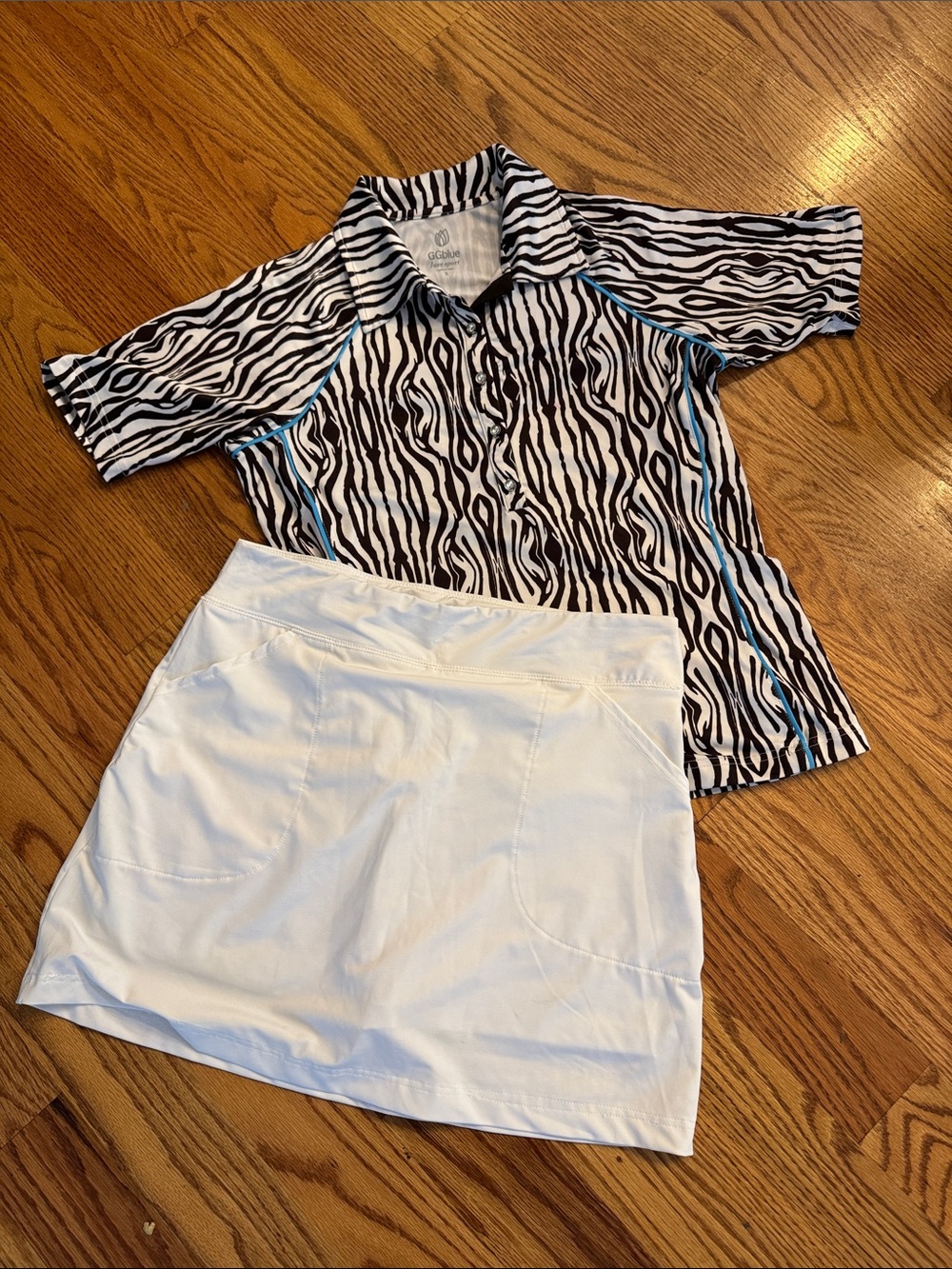 Zebra-Print Polo with Blue Trim - Women GG Blue, white AnaClair Skort